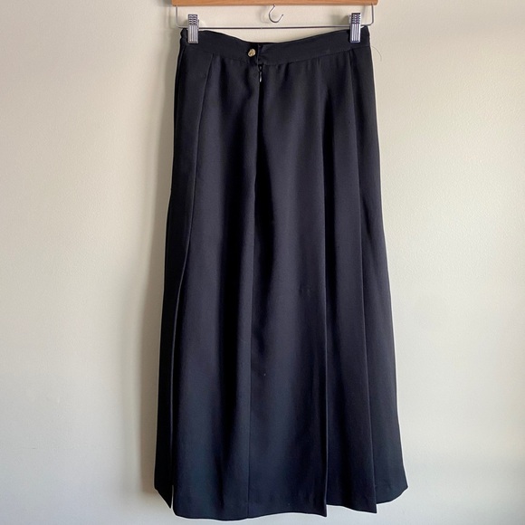 Vintage Cleo | Black Midi Pleated Skirt w/ Slit 35" Length - Picture 3 of 4